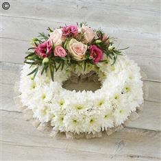 Traditional Wreath Pink